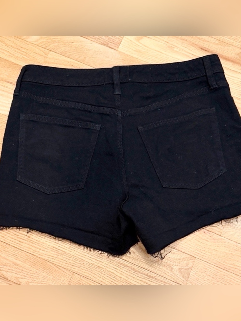 Universal Thread Women’s Black High Rise Denim Cutoff Shorts Size 8R Raw Hem